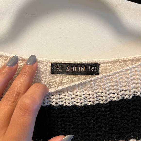Sweater - Picture 3 of 3